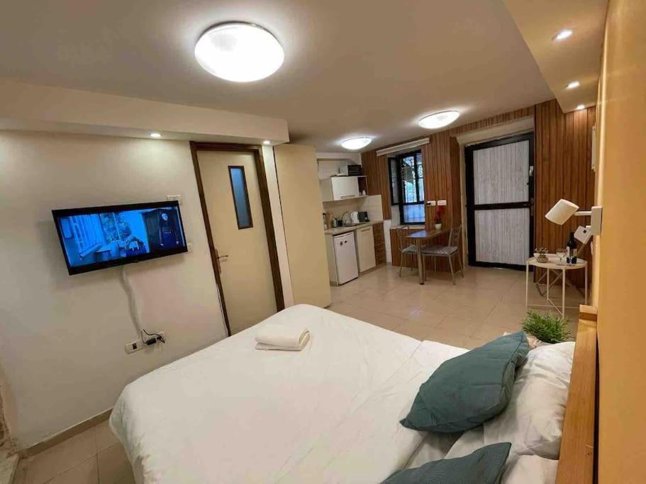 Gorgeous Studio , Market Location , Stone House Jeruzalem Buitenkant foto